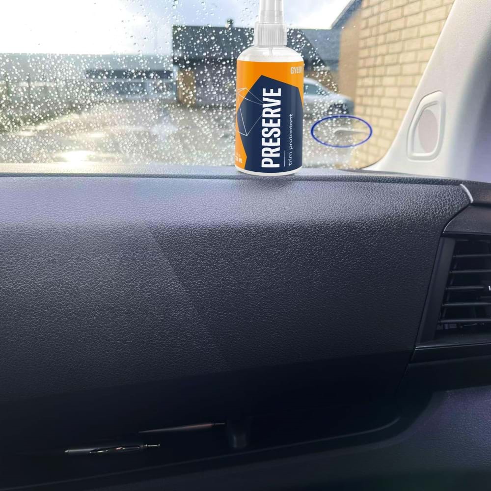 GYEON Q²M Preserve İç Dış Plastik Trim Yenileyici Ve Koruyucu - 250 ml -Mat Görünüm Plastik Onarıcı
