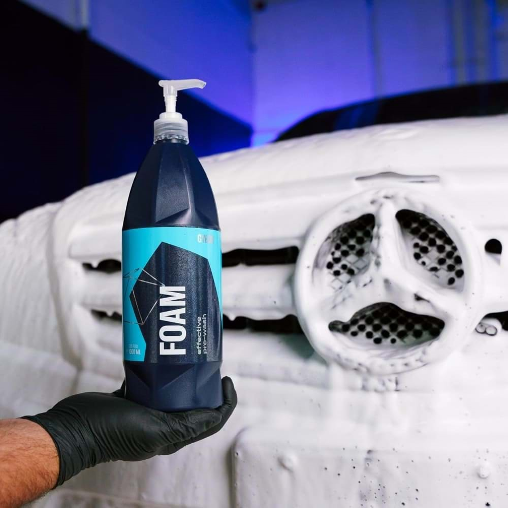 GYEON Q²M Foam Araç Ön Yıkama Şampuanı Konsantre - 1000 ml - Yoğun Köpüklü Prewash Snow Foam