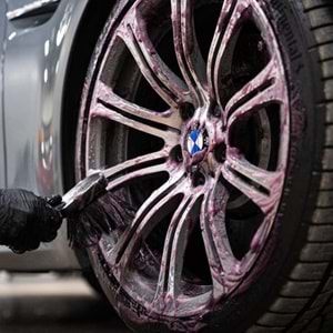 GYEON Q²M Iron Wheel Cleaner REDEFINED Jant Temizleyici Demir Tozu Balata Tozu Çözücü - 500 ml