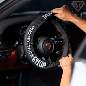 GYEON Q²M Steering Wheel Cover Araç Direksiyon Koruyucu Kılıf Siyah- 1 Adet